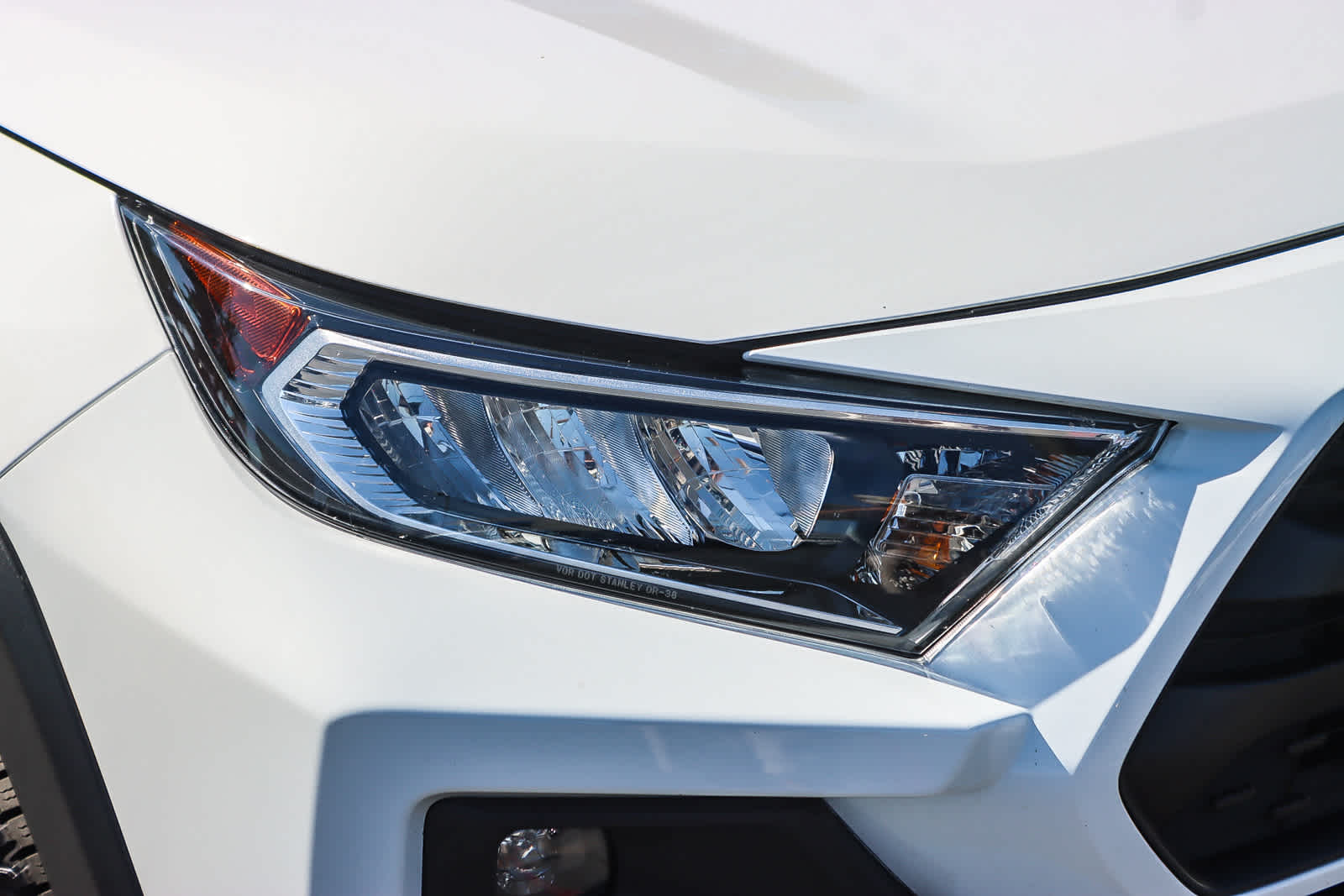 Thumbnail: 2021 Toyota RAV4 - 7