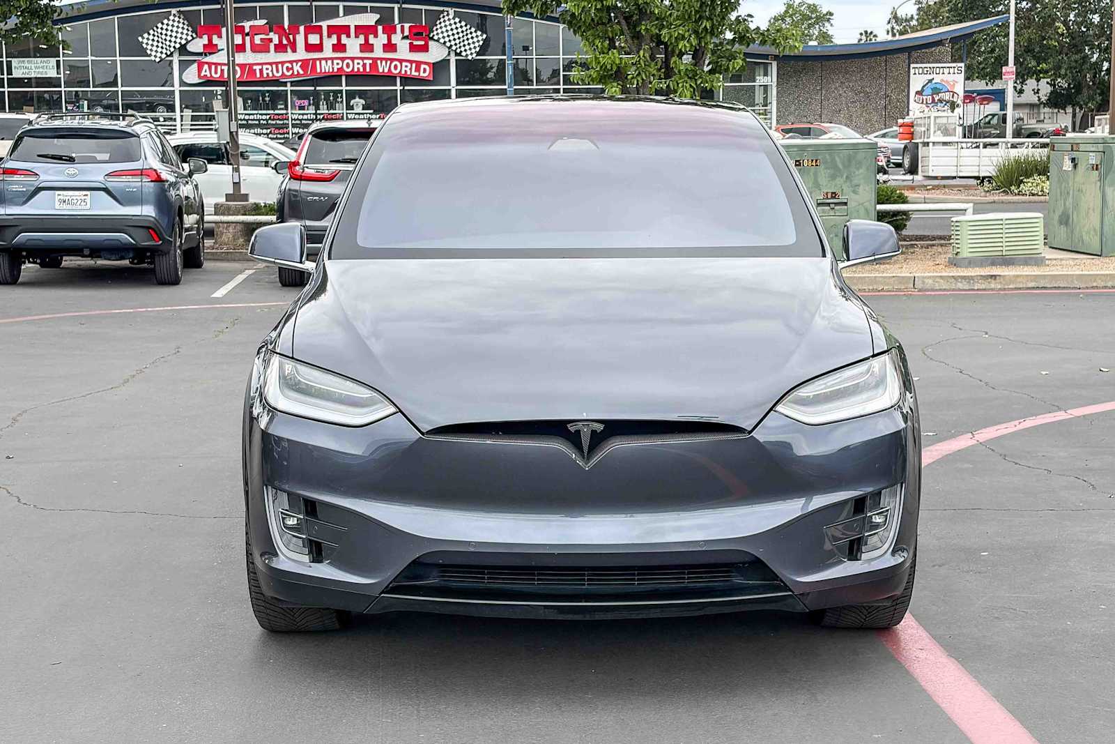 Thumbnail: 2020 Tesla Model X - 6