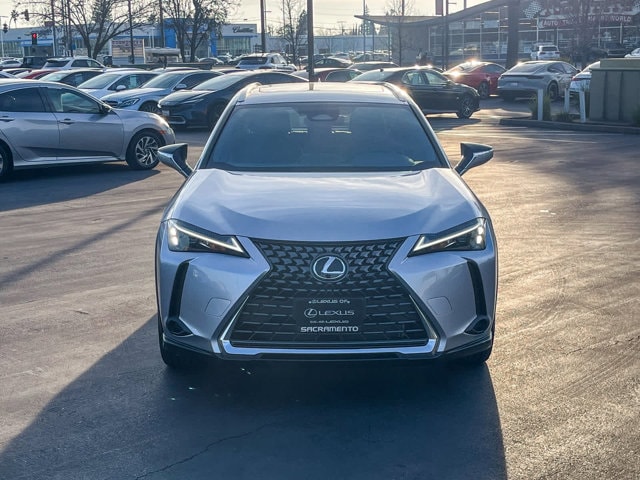 Thumbnail: 2025 Lexus UX - 6