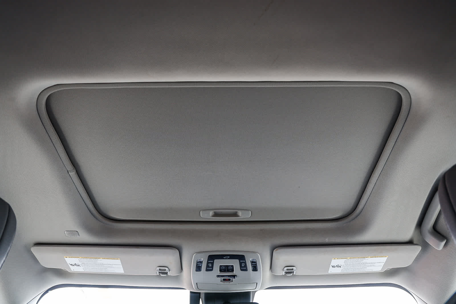 Thumbnail: 2023 Toyota Sienna - 25