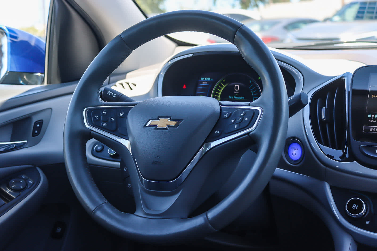 Thumbnail: 2016 Chevrolet Volt - 14