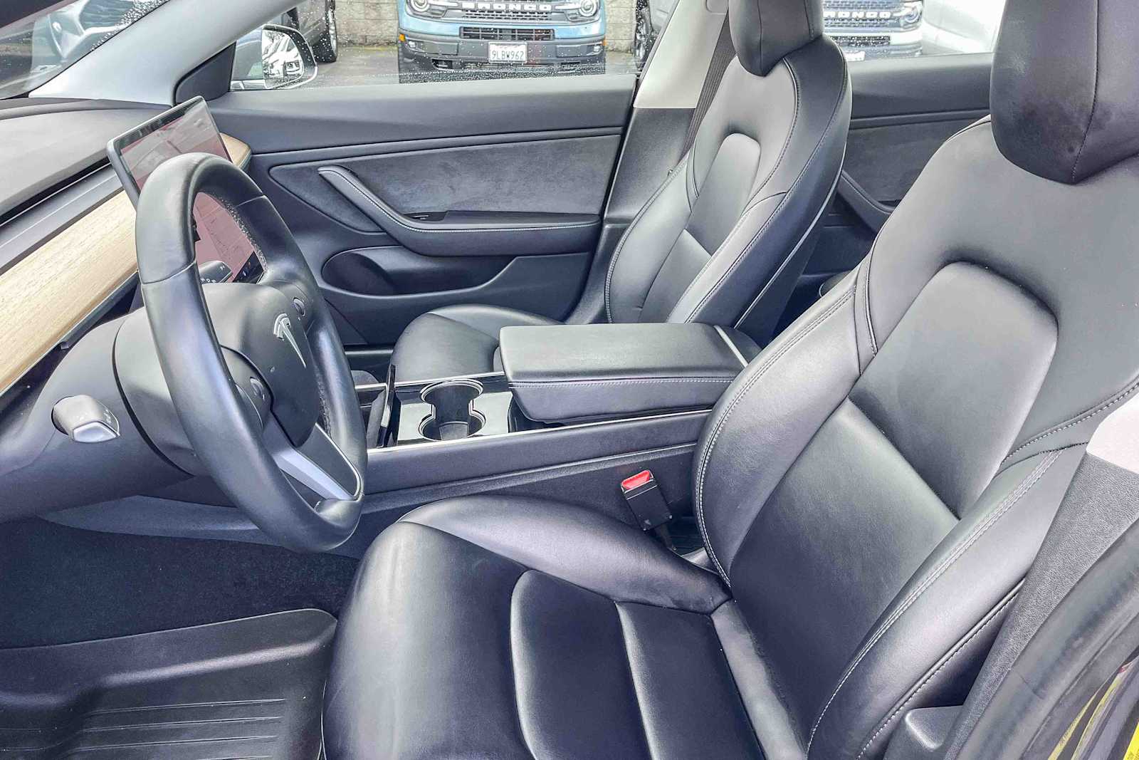 Thumbnail: 2018 Tesla Model 3 - 16