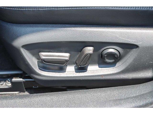 2018 Toyota Camry XSE 20