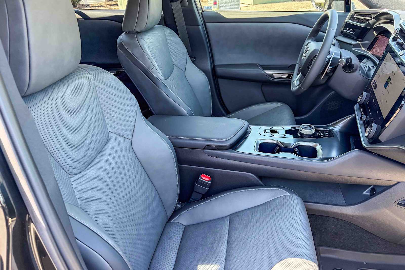 Thumbnail: 2025 Lexus RZ - 14