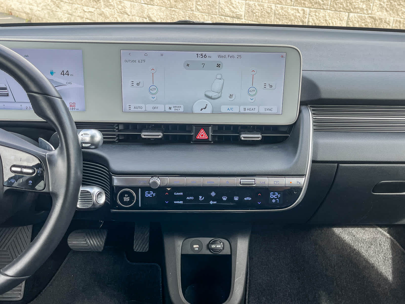 Thumbnail: 2022 Hyundai Ioniq 5 - 12