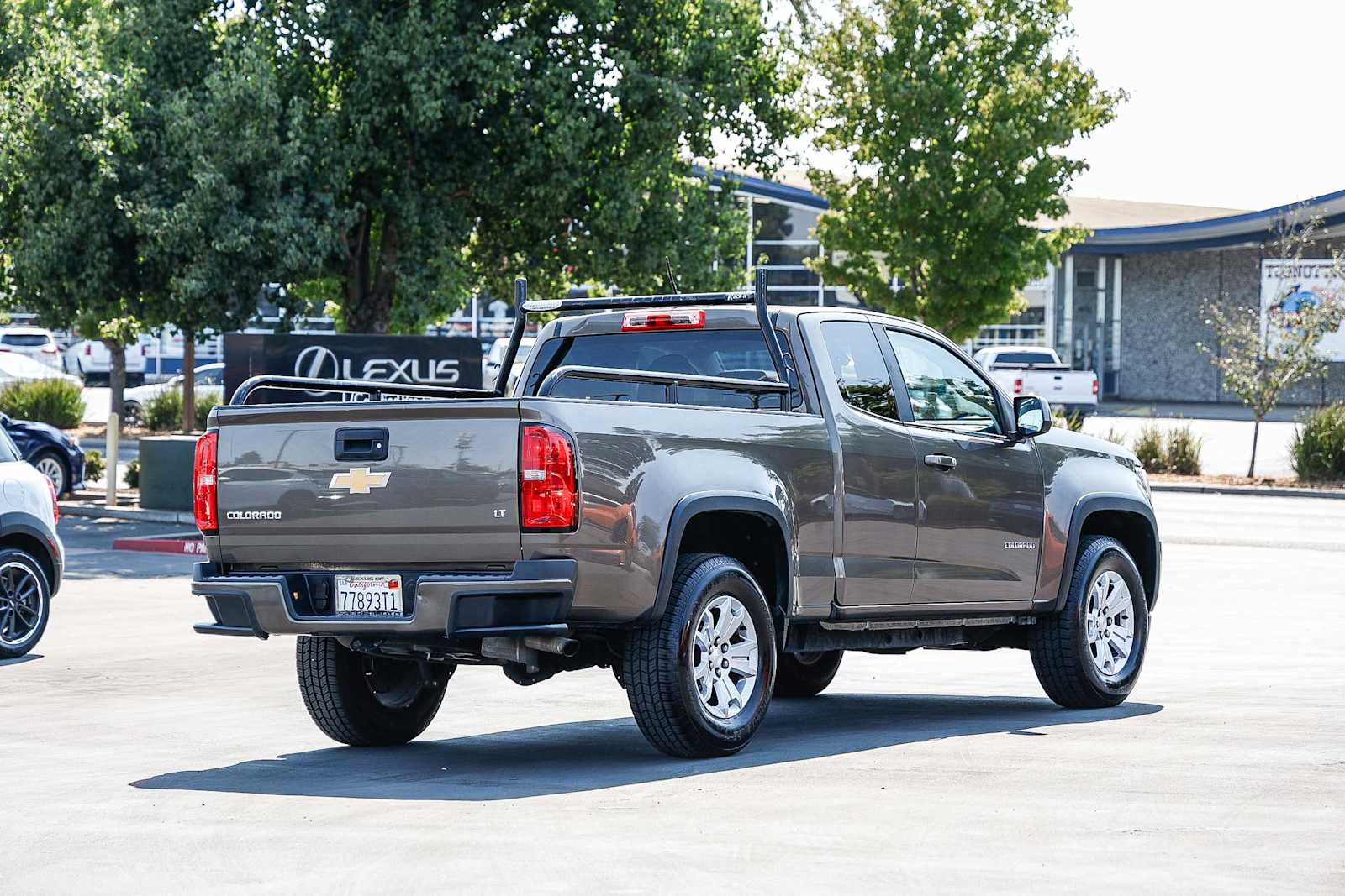Thumbnail: 2015 Chevrolet Colorado - 4
