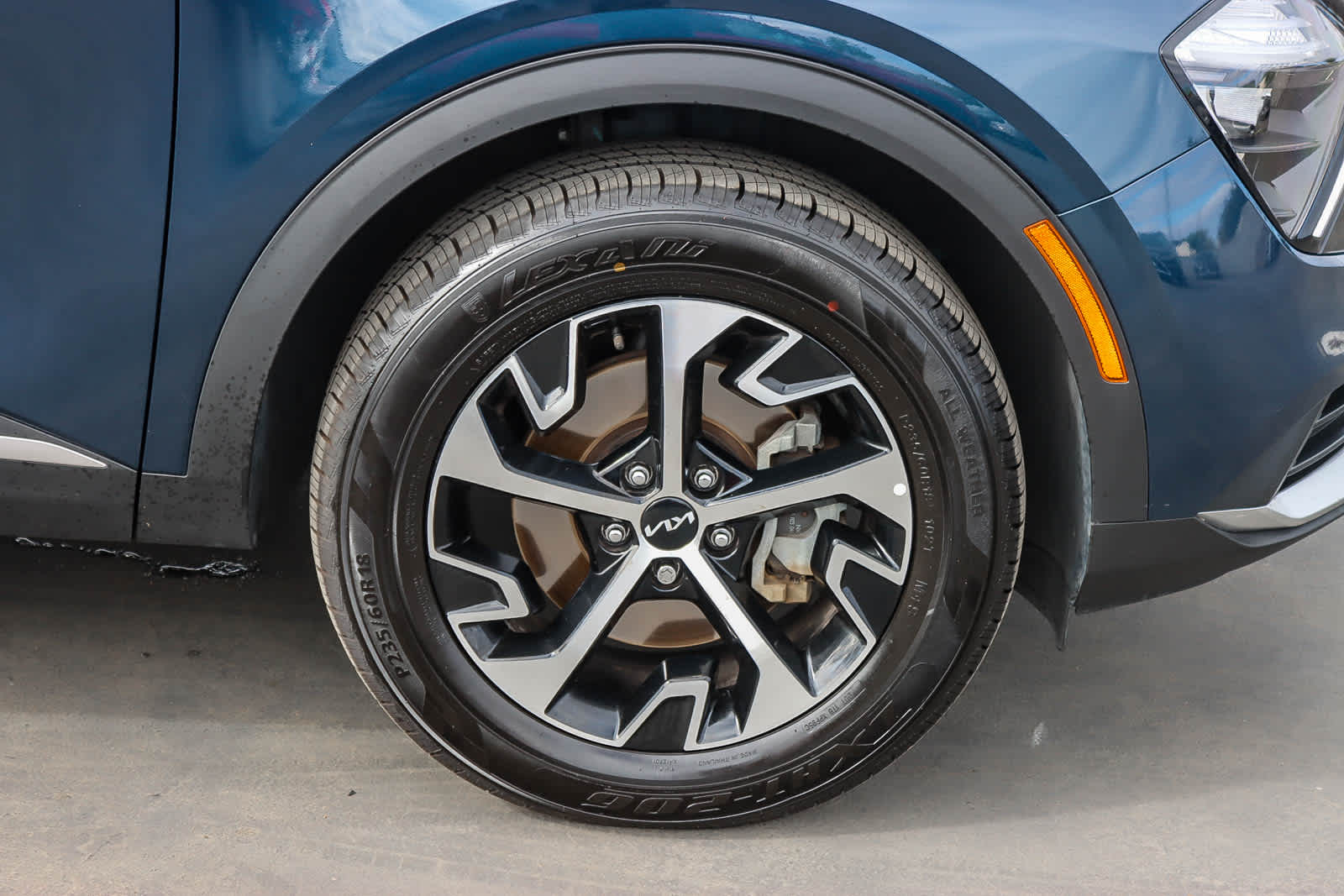 Thumbnail: 2023 Kia Sportage - 9