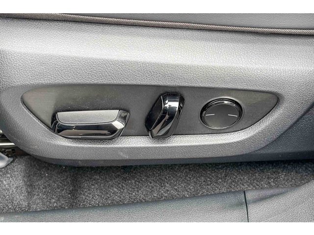 Thumbnail: 2026 Lexus RX - 22