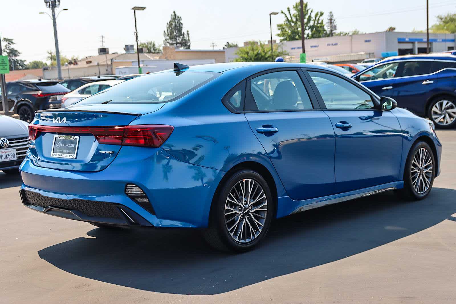 Thumbnail: 2023 Kia Forte - 6