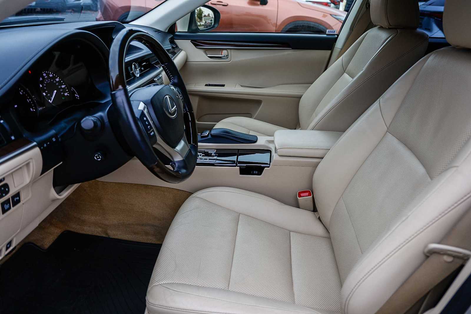 Thumbnail: 2013 Lexus ES - 19