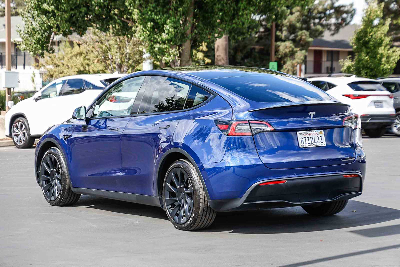 Used 2022 Tesla Model Y Long Range with VIN 7SAYGAEE1NF350290 for sale in Sacramento, CA