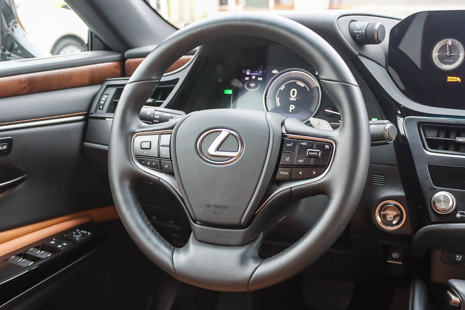 Thumbnail: 2025 Lexus ES - 14