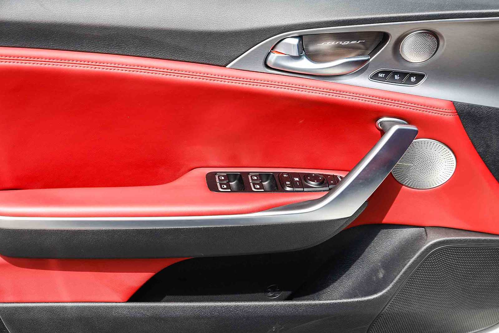 Thumbnail: 2020 Kia Stinger - 22