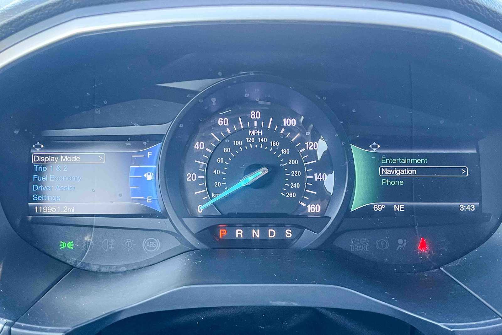 Thumbnail: 2015 Ford Edge - 22