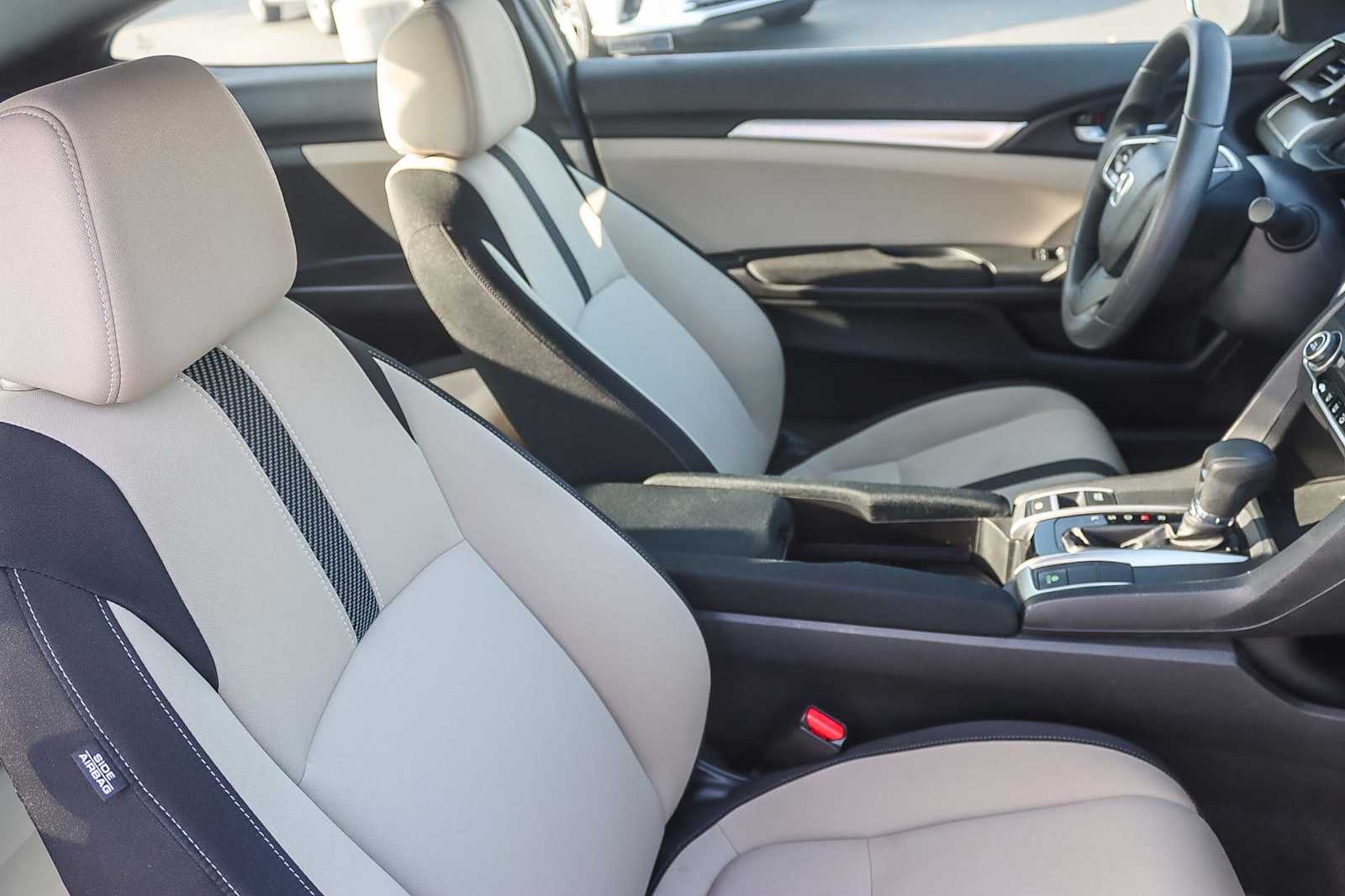 Thumbnail: 2016 Honda Civic - 15