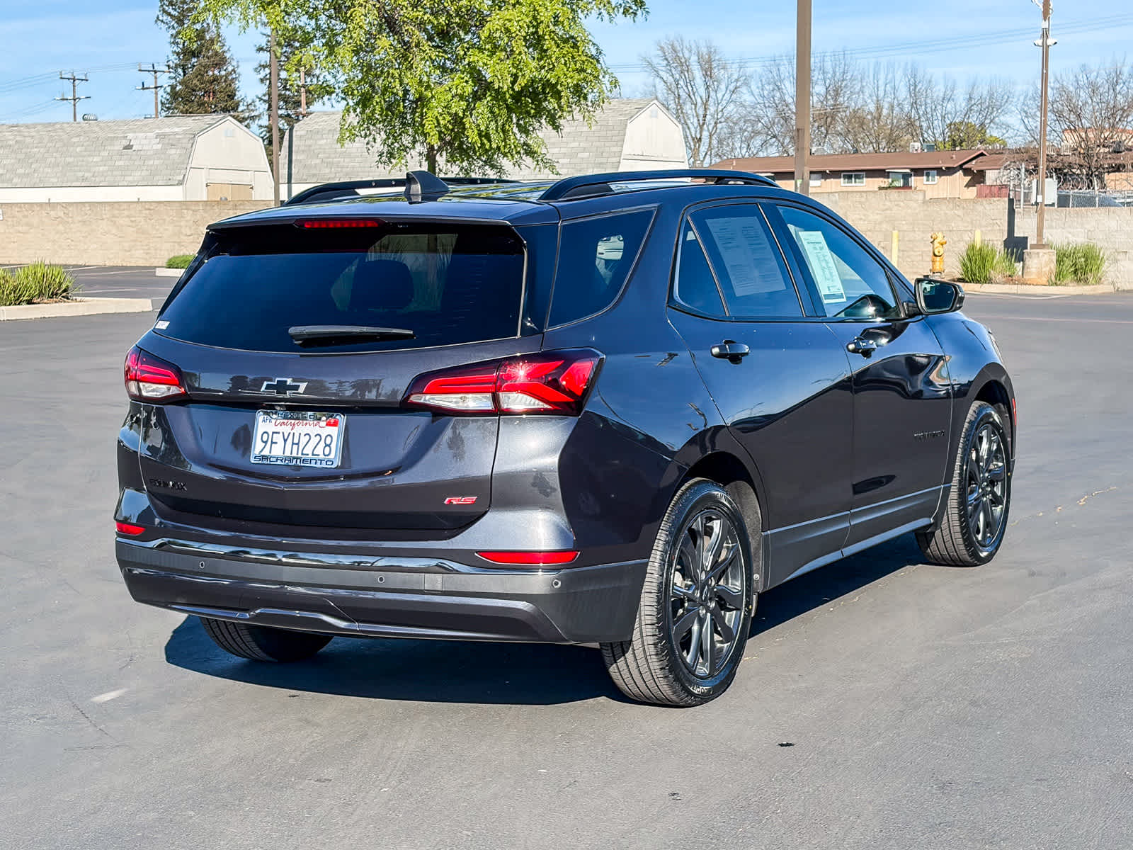 Thumbnail: 2022 Chevrolet Equinox - 4