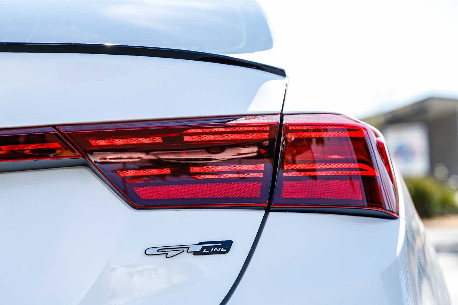 Thumbnail: 2023 Kia Forte - 15