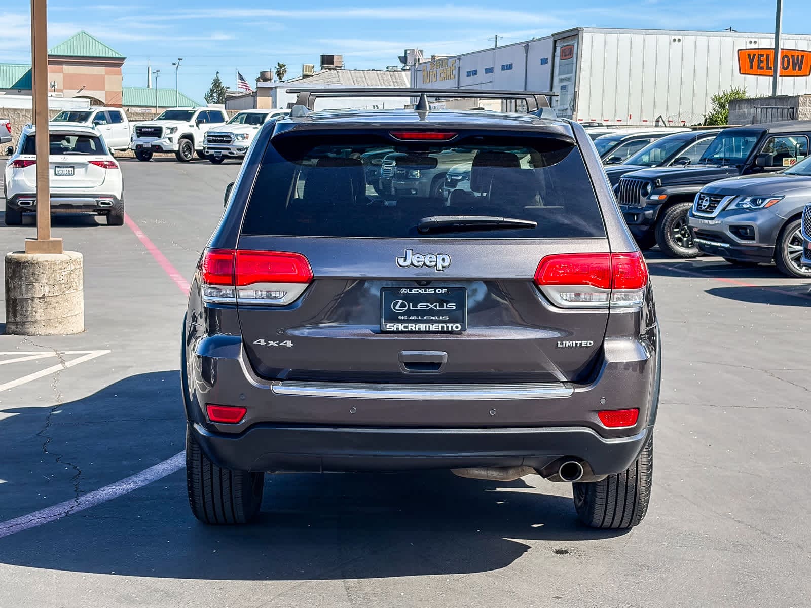 2019 Jeep Grand Cherokee Limited photo 2