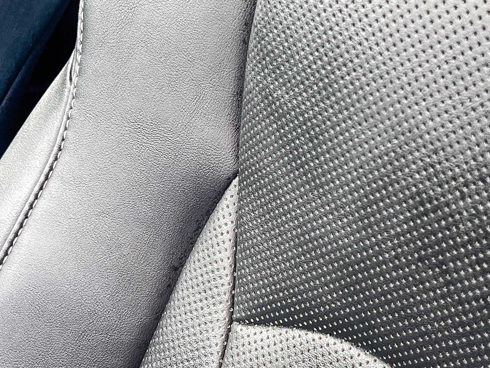 Thumbnail: 2017 Lexus RX - 24