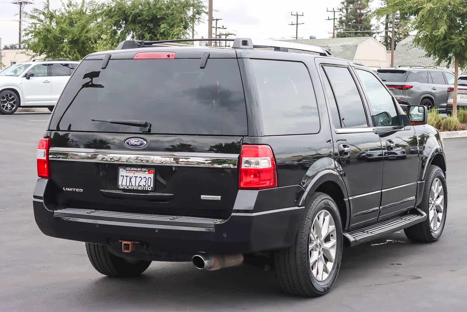 2017 Ford Expedition Limited photo 3