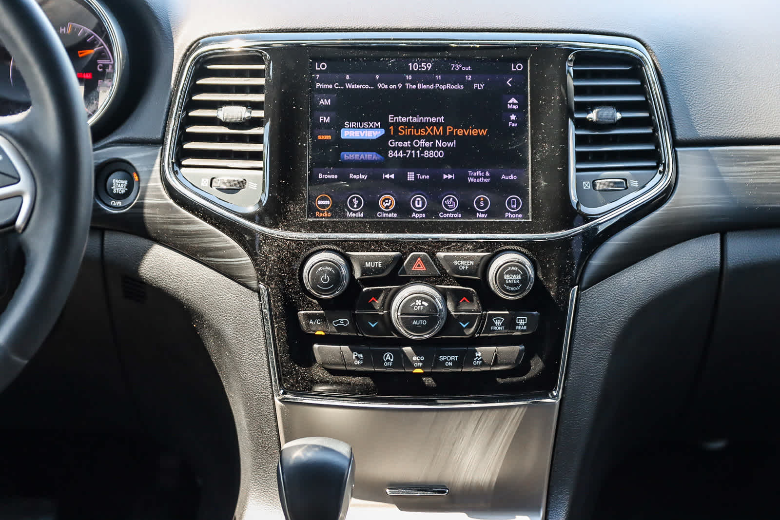 Thumbnail: 2019 Jeep Grand Cherokee - 12