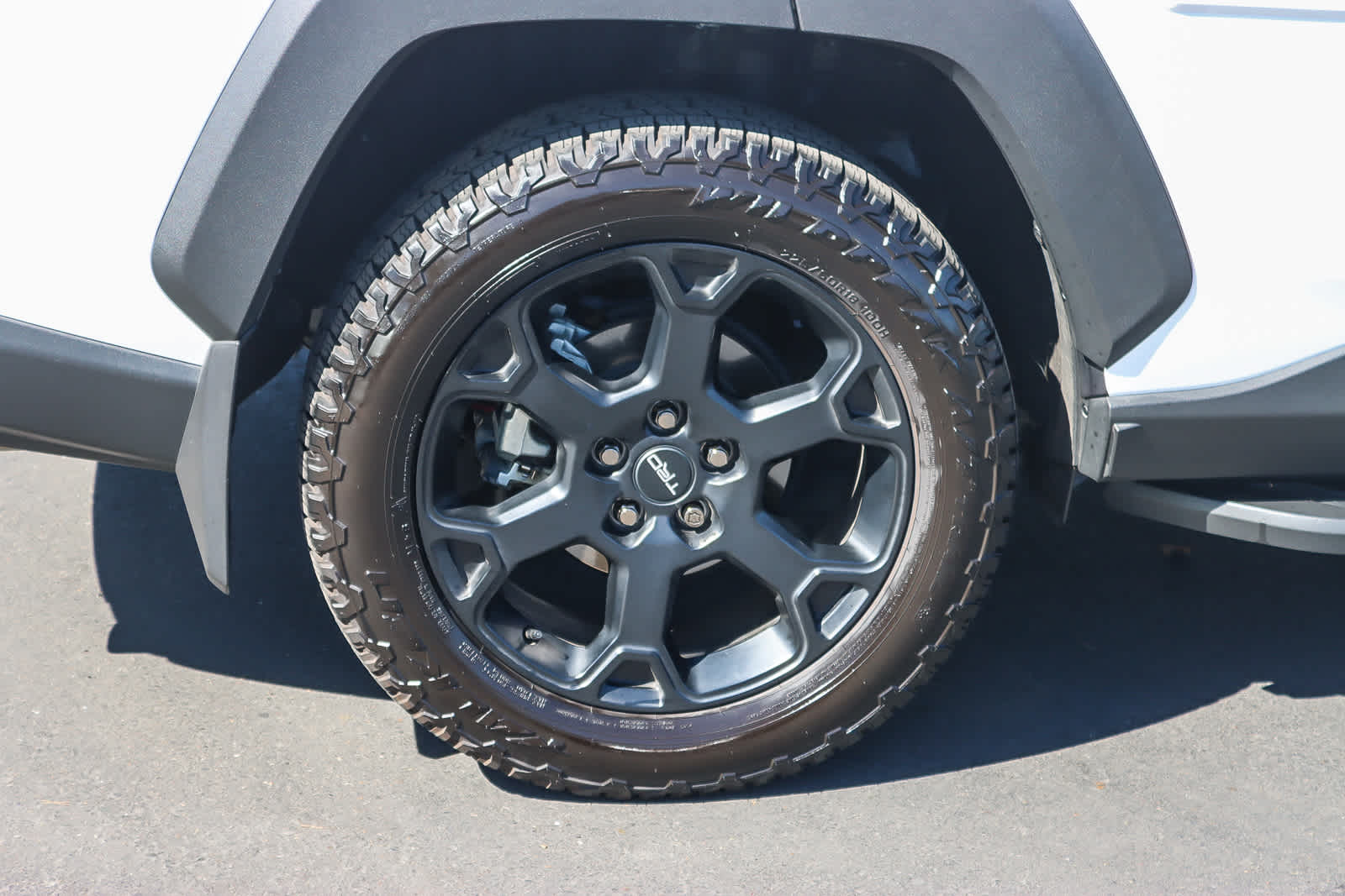 Thumbnail: 2021 Toyota RAV4 - 10