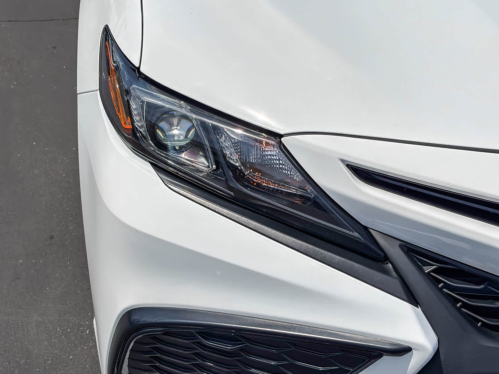 2024 Toyota Camry SE photo 6