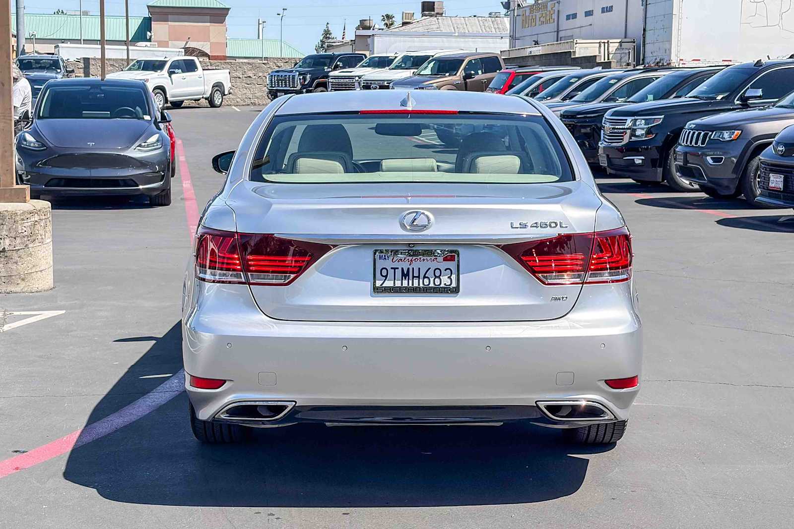 2015 LEXUS LS 460 L photo 2