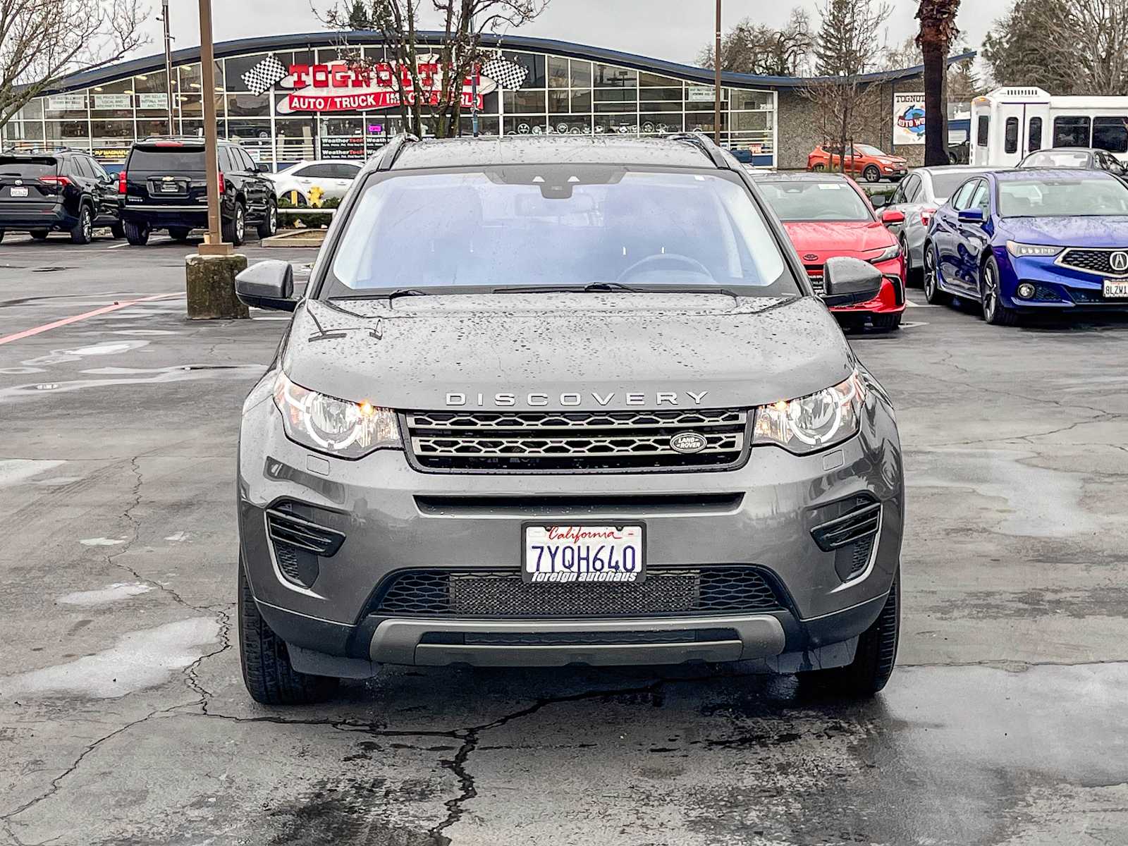 Thumbnail: 2017 Land Rover Discovery Sport - 6