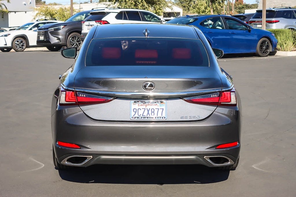 Certified 2022 Lexus ES 350  Sedan