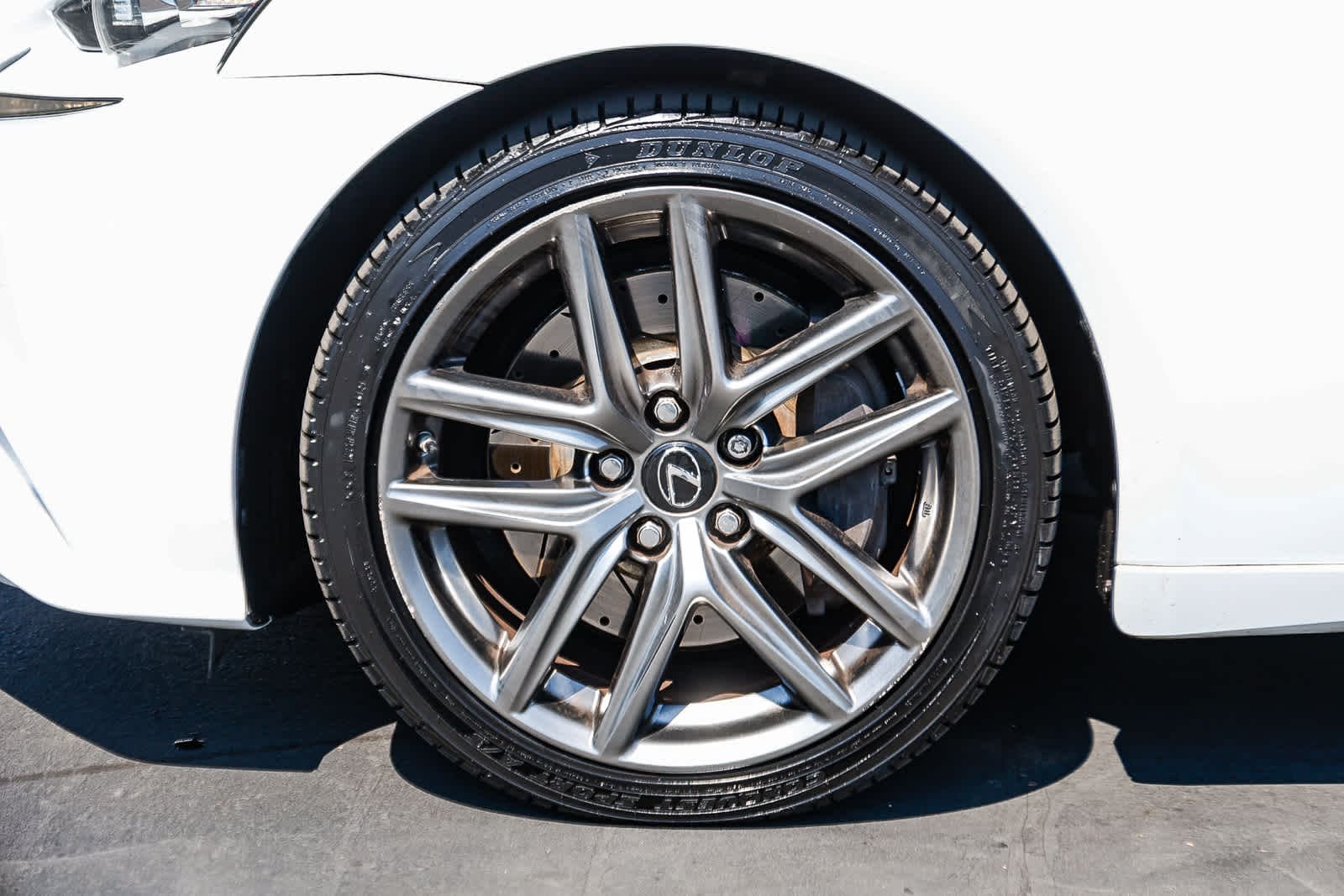 Thumbnail: 2015 Lexus IS - 9