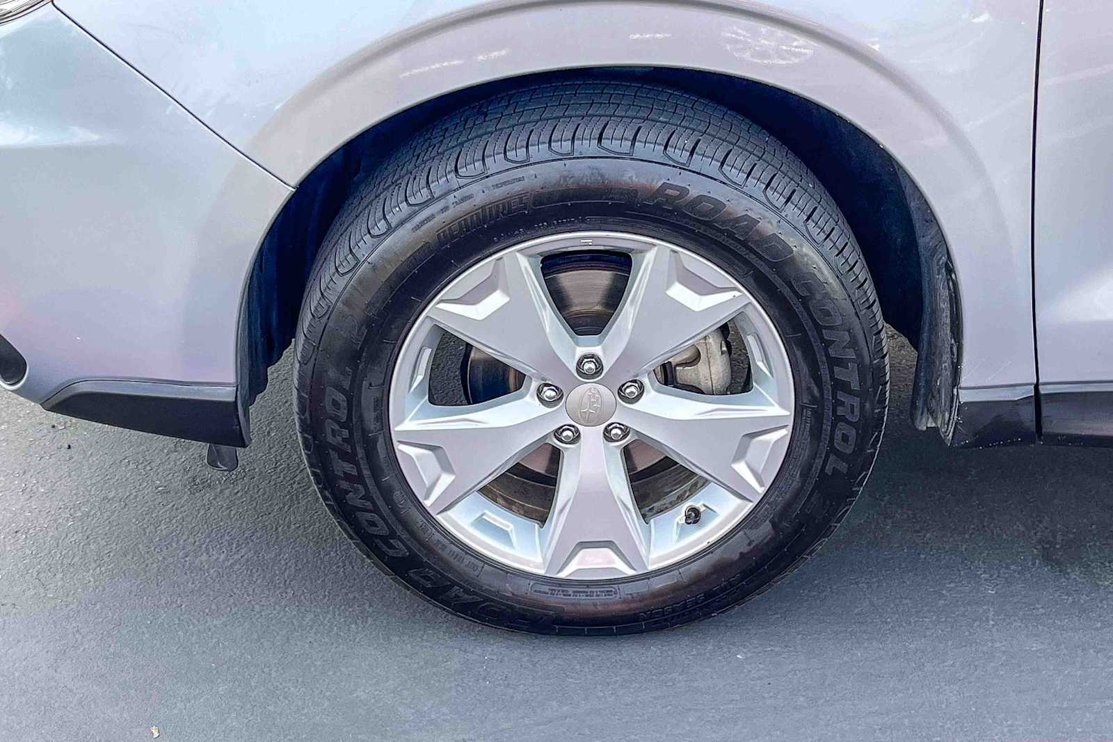 Thumbnail: 2015 Subaru Forester - 9