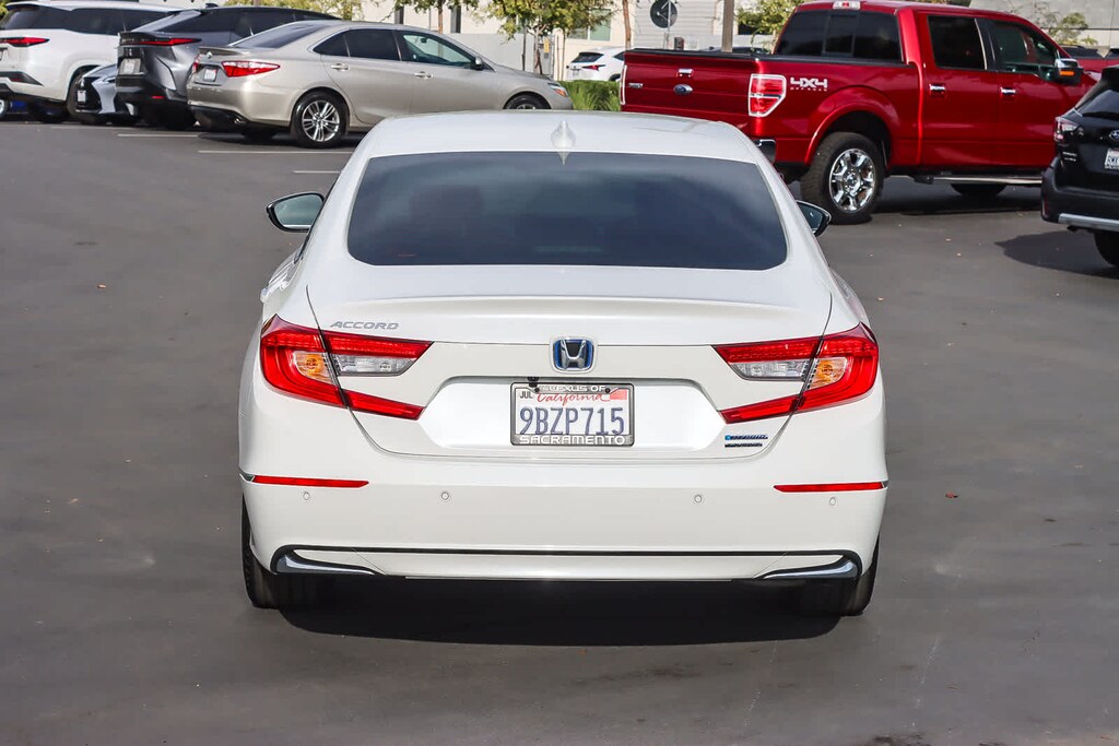 Used 2022 Honda Accord Hybrid Touring Sedan