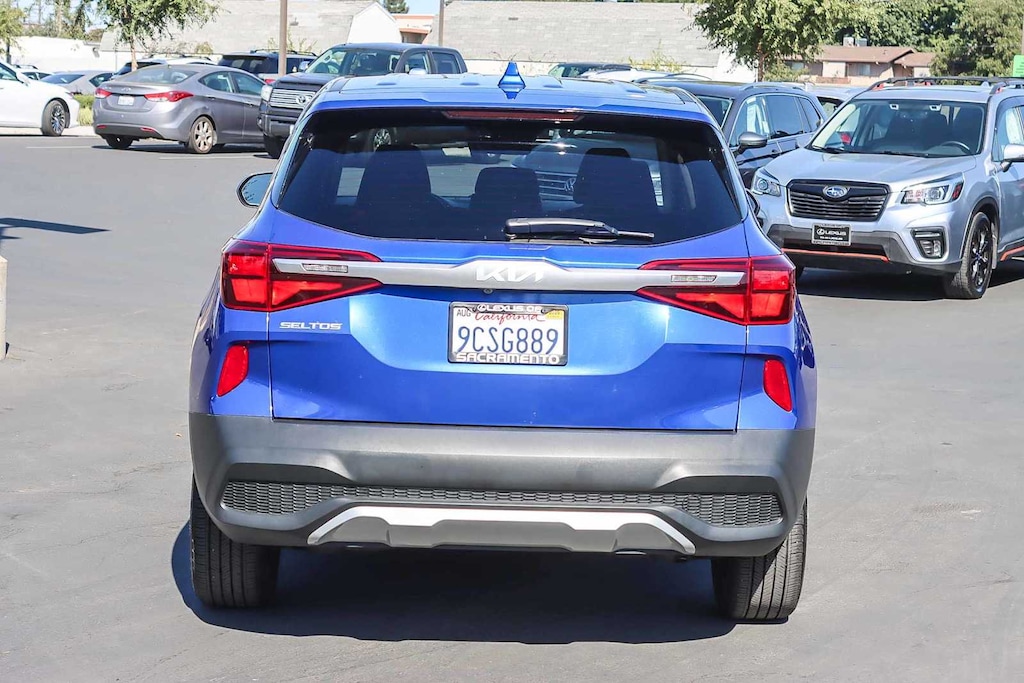 Used 2023 Kia Seltos LX SUV