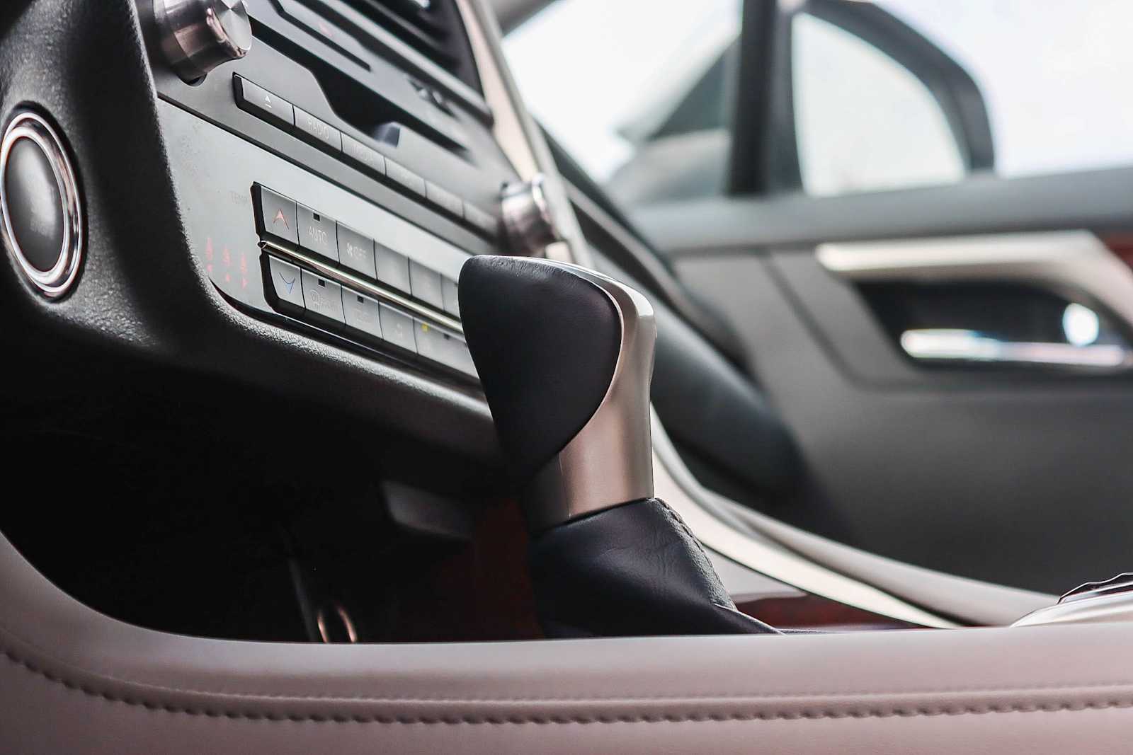 Thumbnail: 2017 Lexus RX - 20