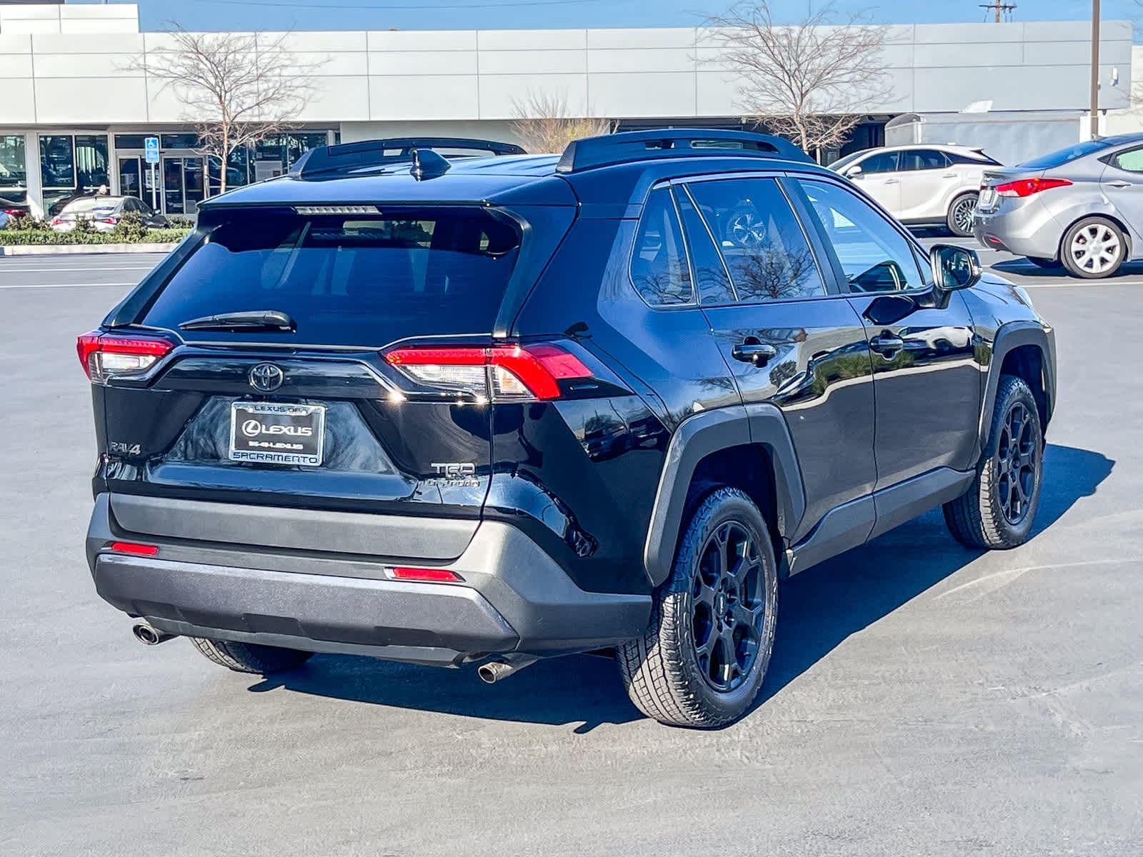 Thumbnail: 2022 Toyota RAV4 - 4