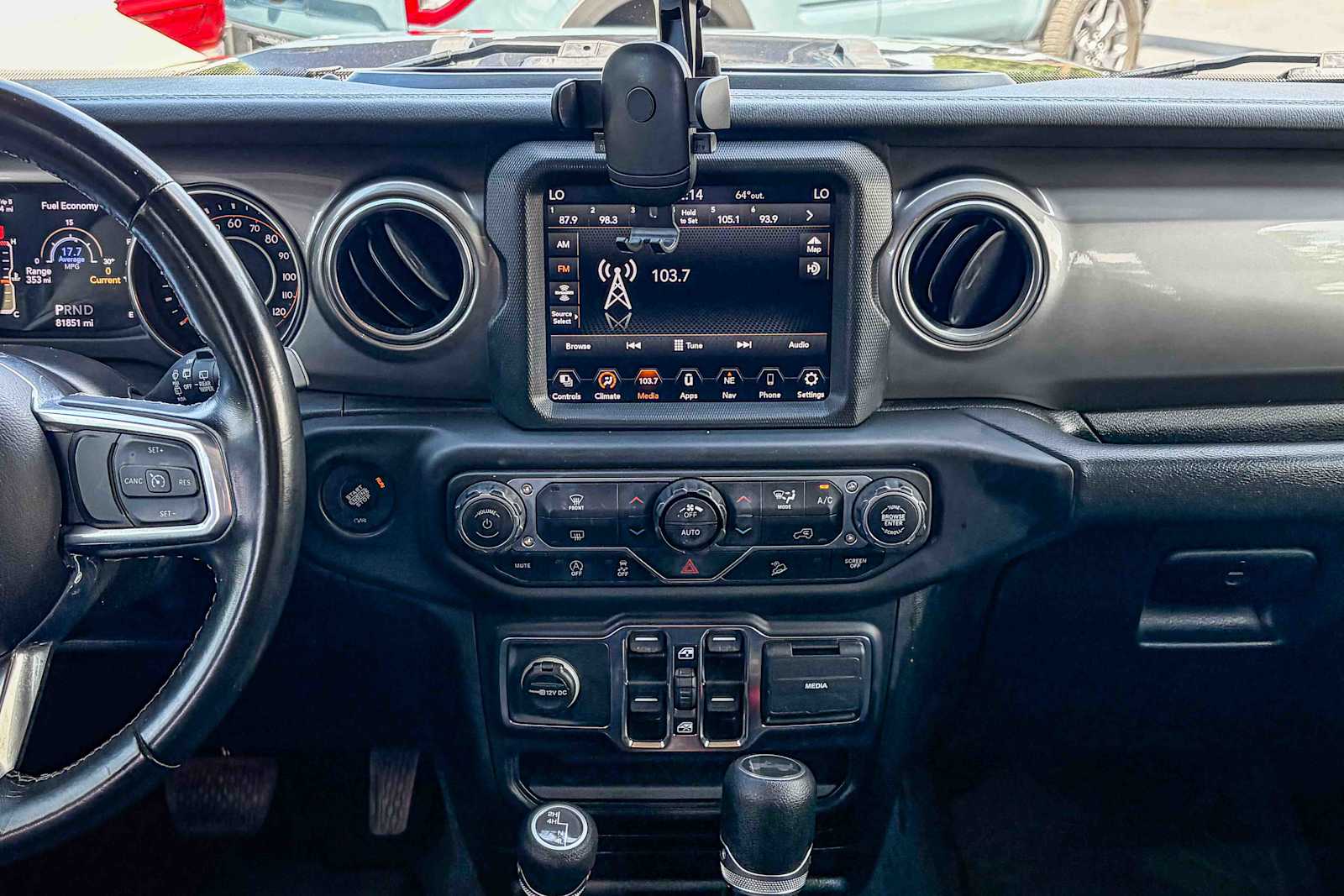 Thumbnail: 2021 Jeep Wrangler - 12