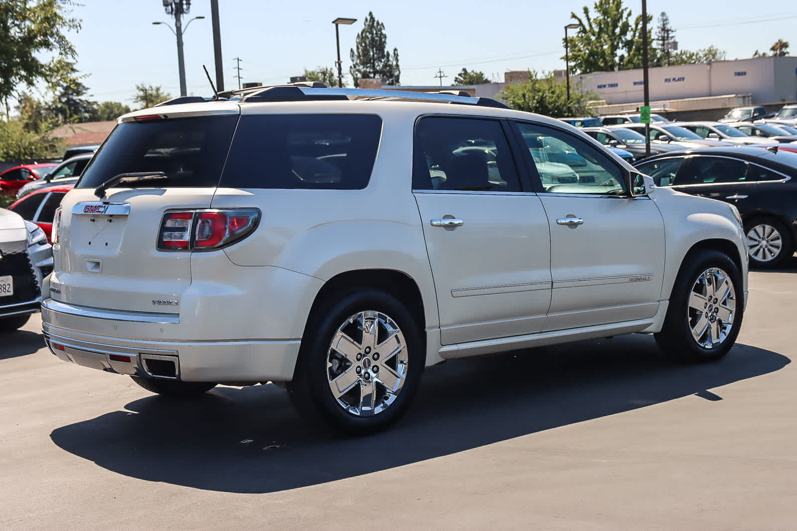 Thumbnail: 2014 GMC Acadia - 4