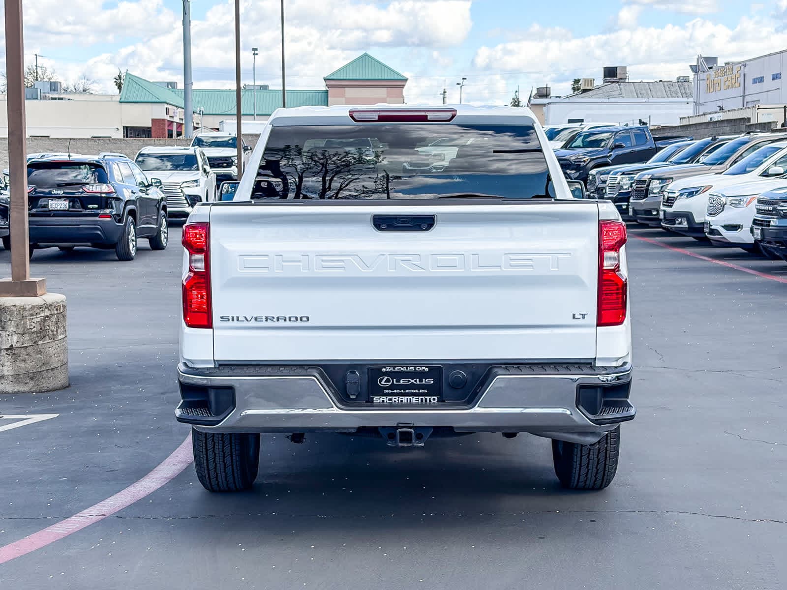 2025 Chevrolet Silverado 1500 LT w/1LT photo 2