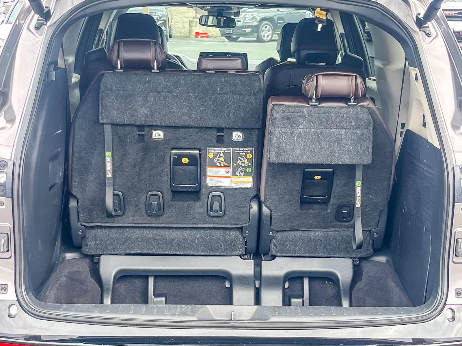 Thumbnail: 2024 Toyota Sienna - 25