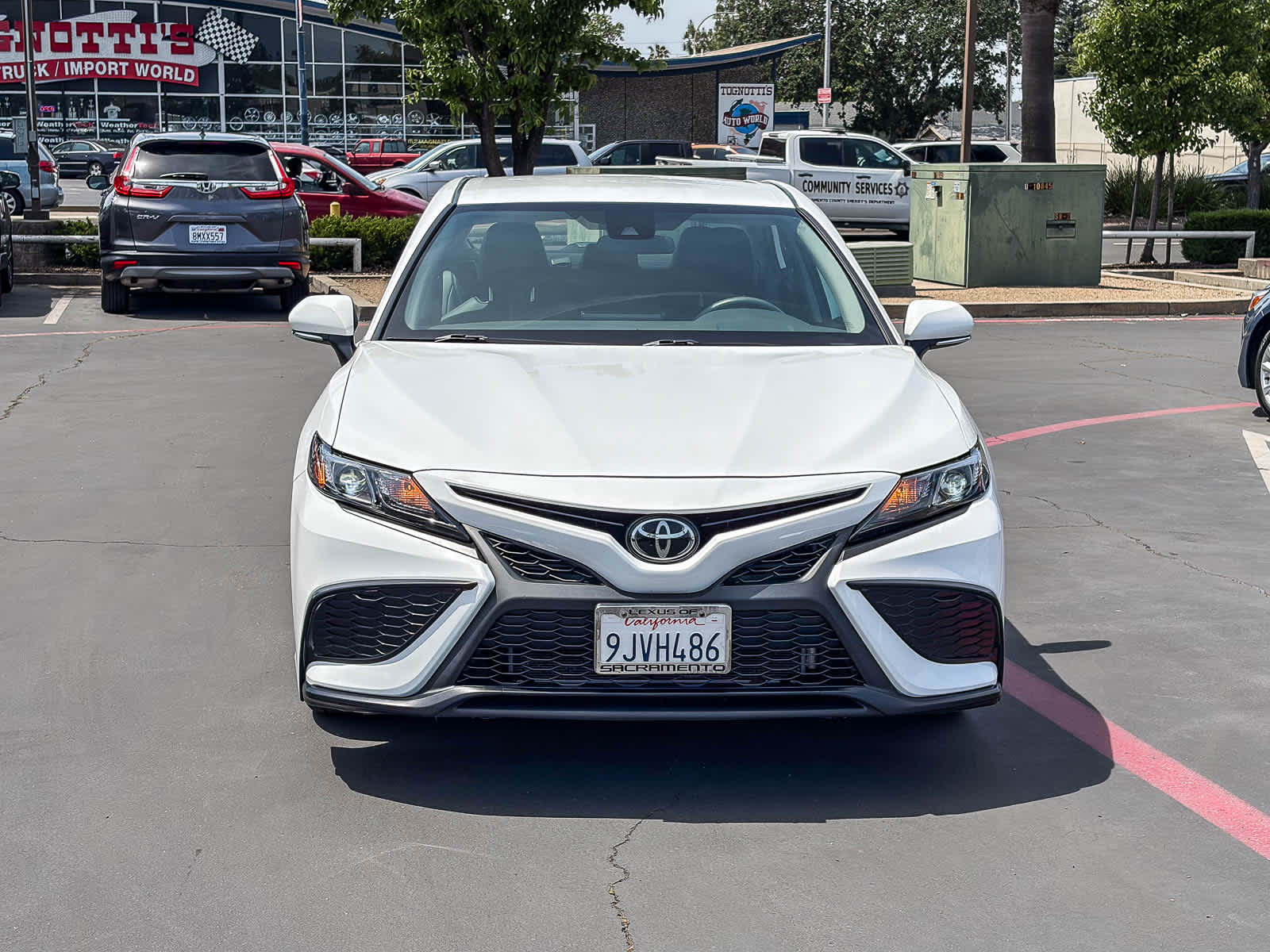 2024 Toyota Camry SE photo 5
