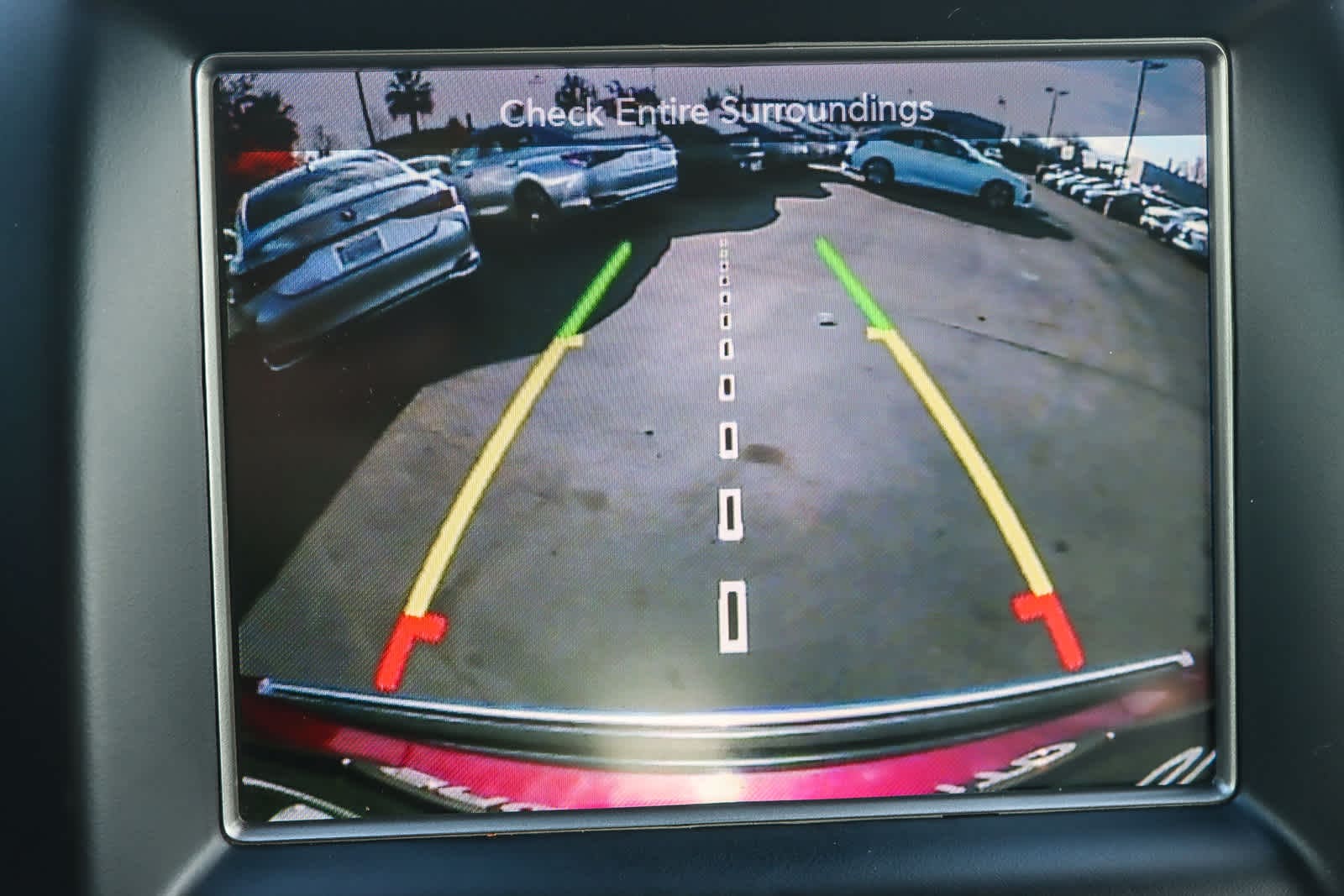 Thumbnail: 2017 Jeep Grand Cherokee - 23