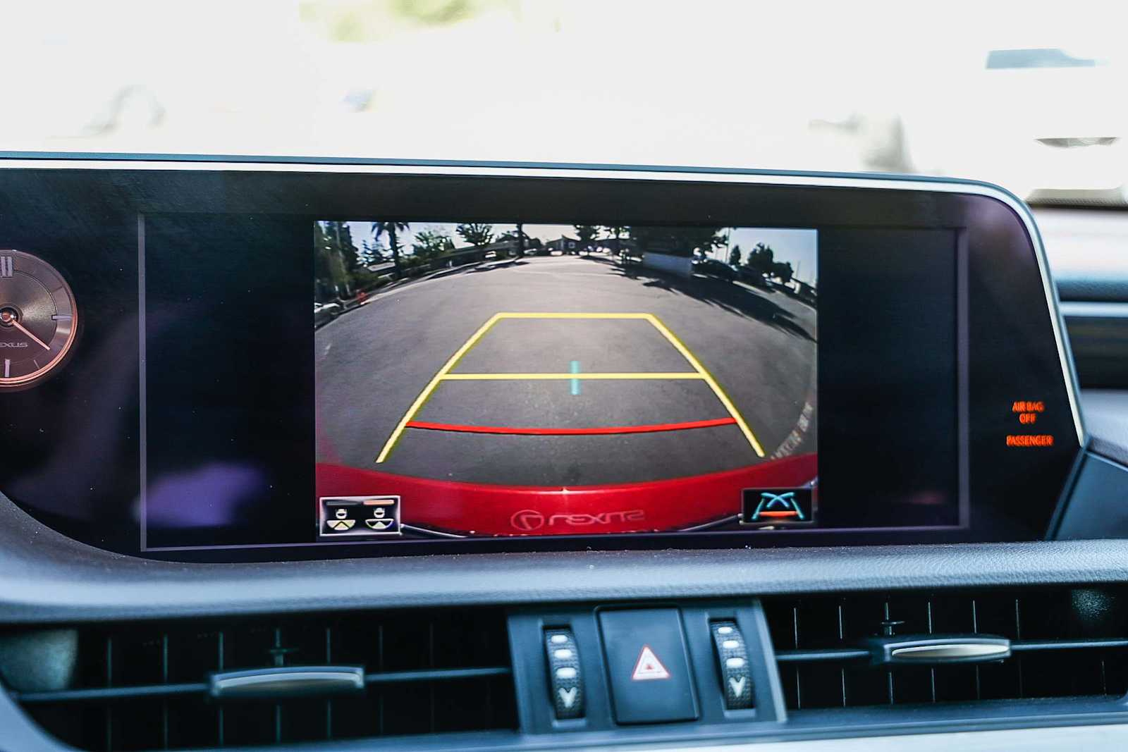 Thumbnail: 2019 Lexus ES - 38