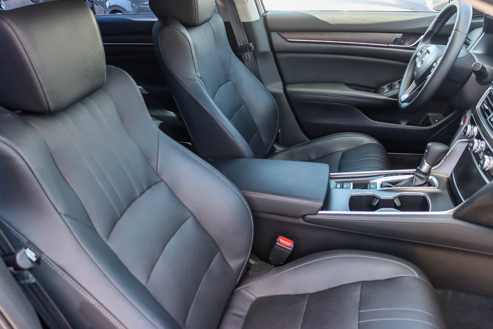 Thumbnail: 2018 Honda Accord - 16