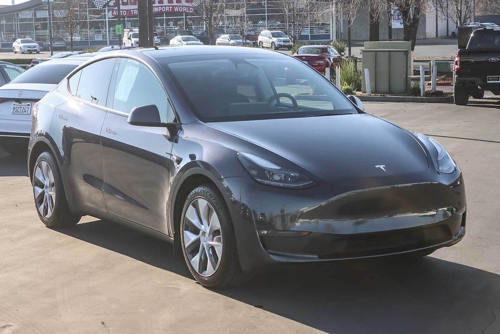 Thumbnail: 2023 Tesla Model Y - 5