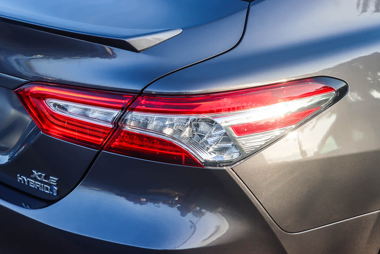 Thumbnail: 2019 Toyota Camry - 8