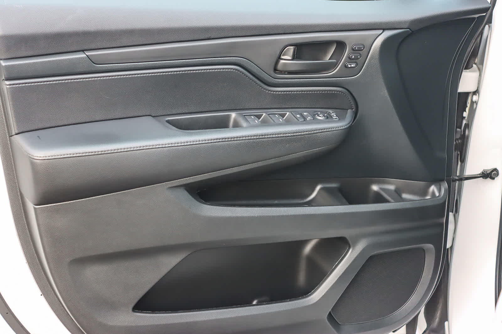 Thumbnail: 2023 Honda Odyssey - 20