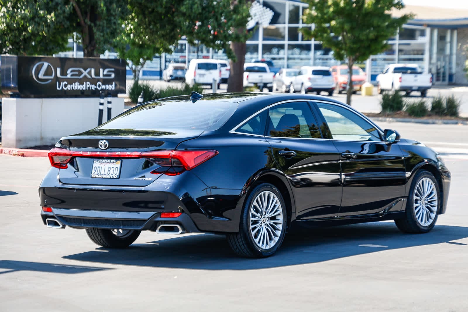 Thumbnail: 2022 Toyota Avalon - 4