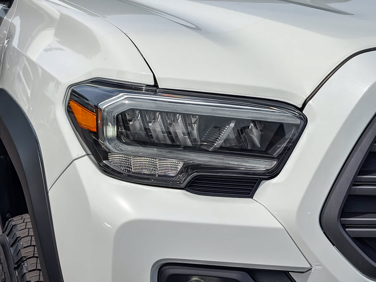 2021 Toyota Tacoma TRD Off Road V6 photo 6