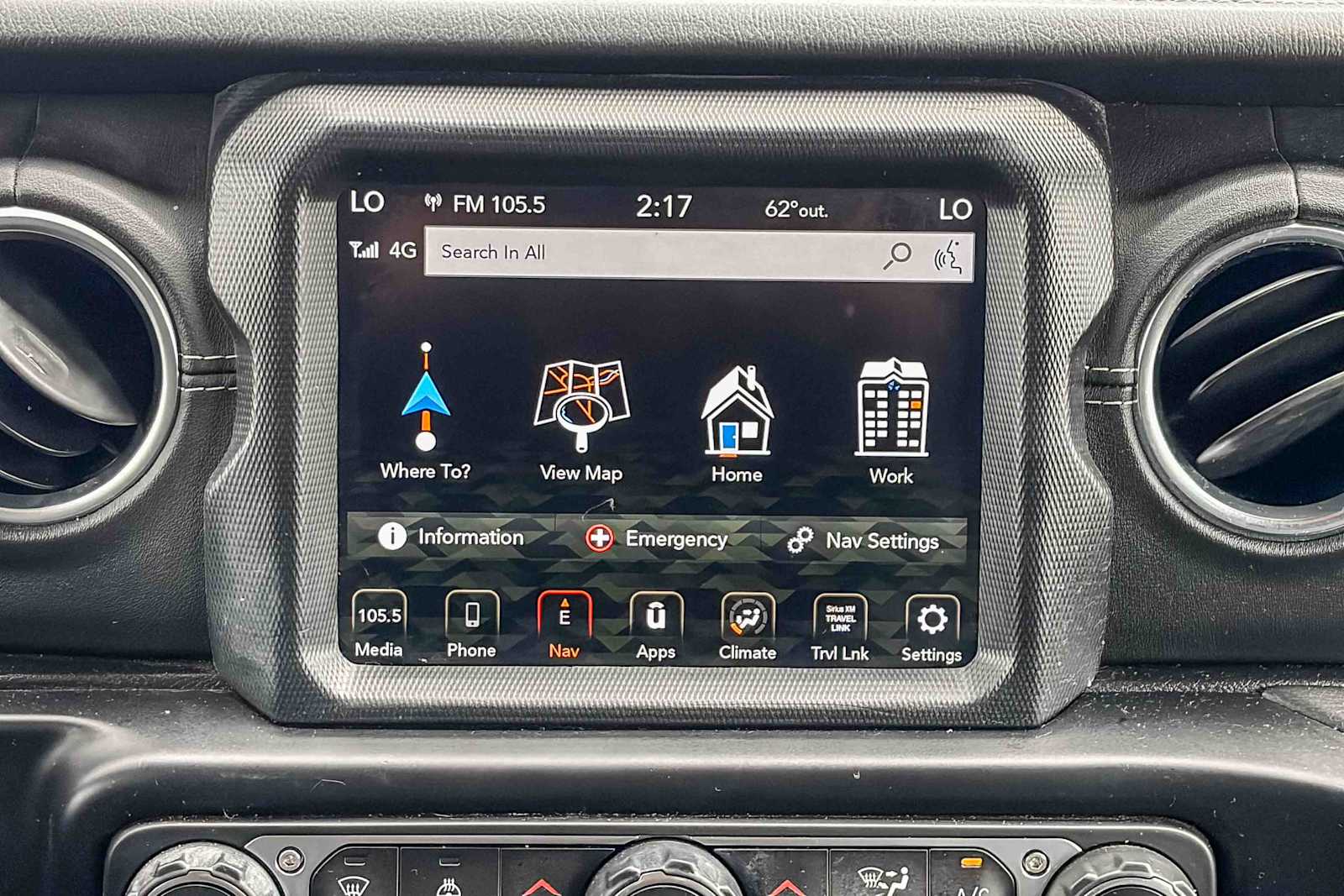Thumbnail: 2020 Jeep Gladiator - 12